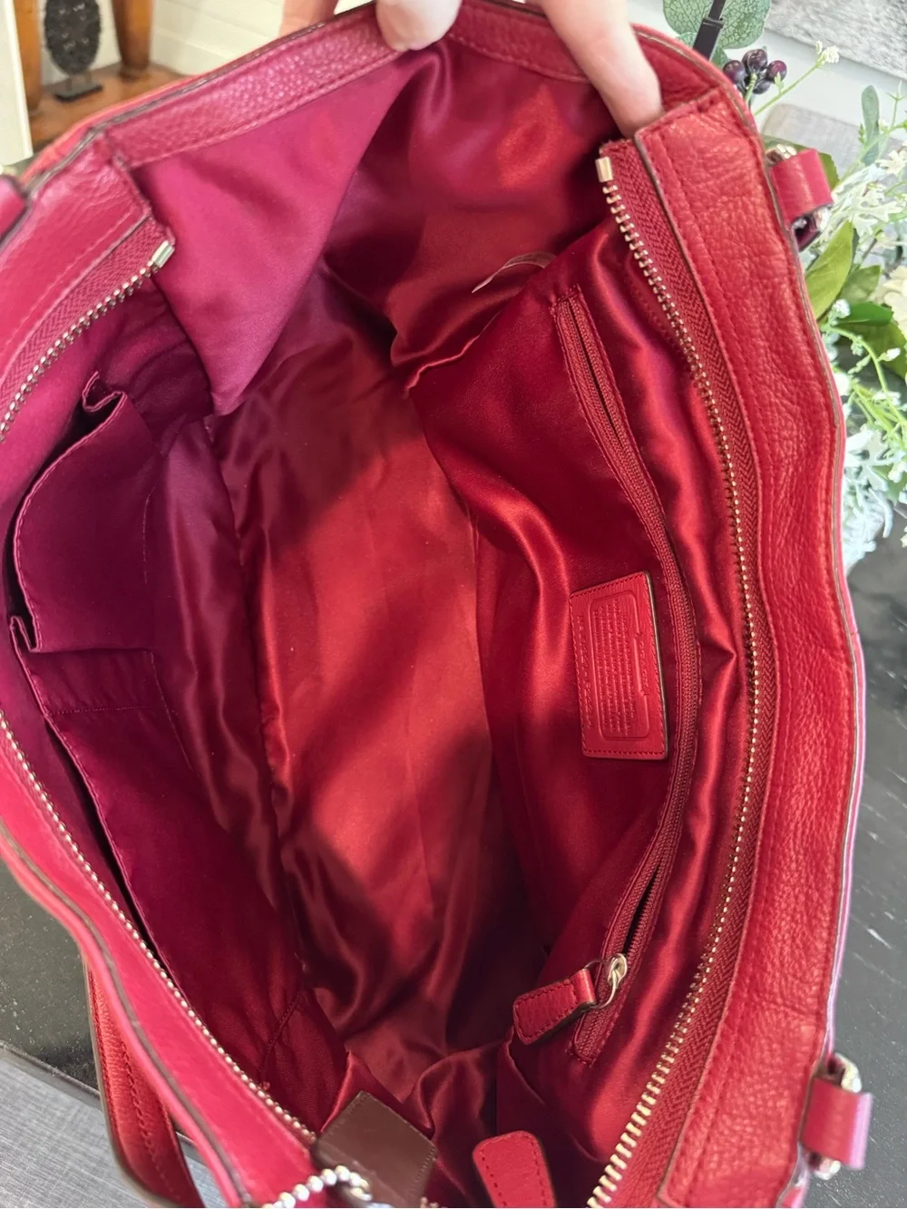 ♥️Coach Pebbled Leather Tote in Cranberry Red